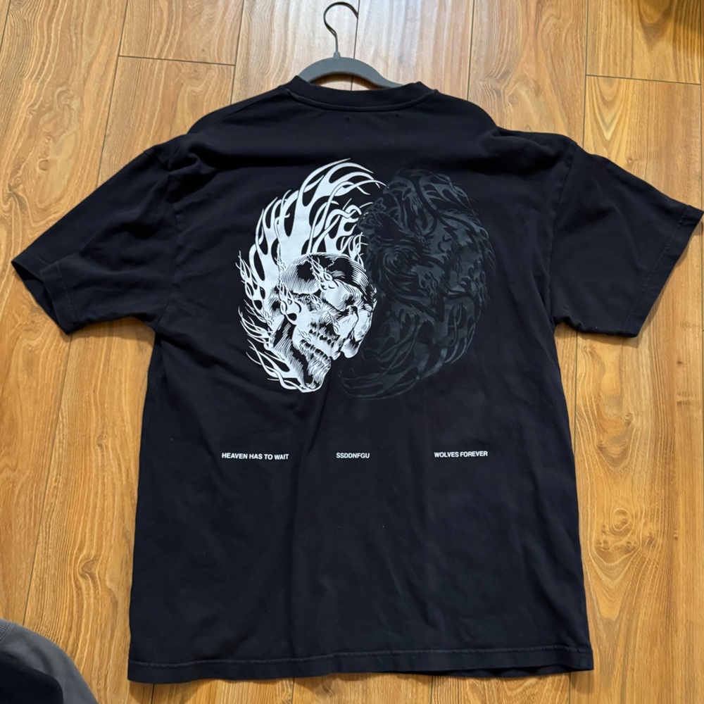 DARC SPORT - DARK GREY - SHORT SLEEVE - SIZE LARGE - FRONT POCKET